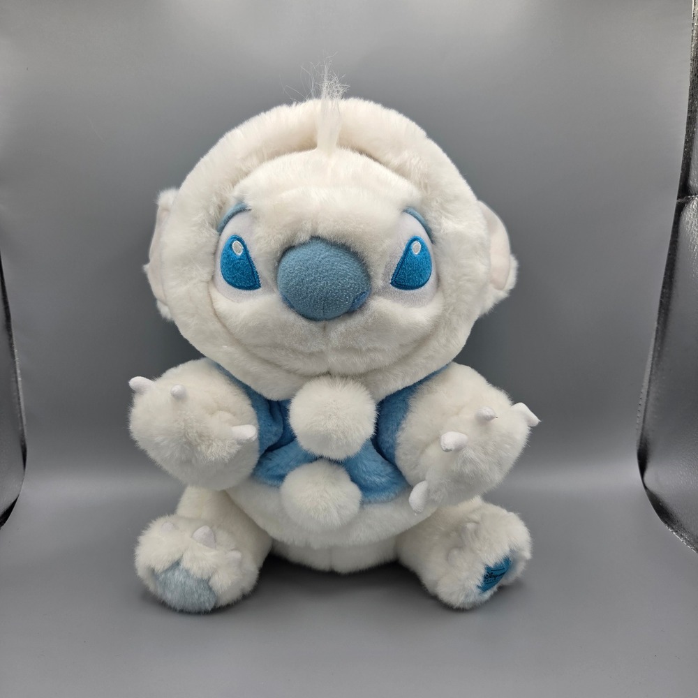 Disney Store Exclusive Stitch Snowball Winter Plush White Blue 12 In Holiday Toy